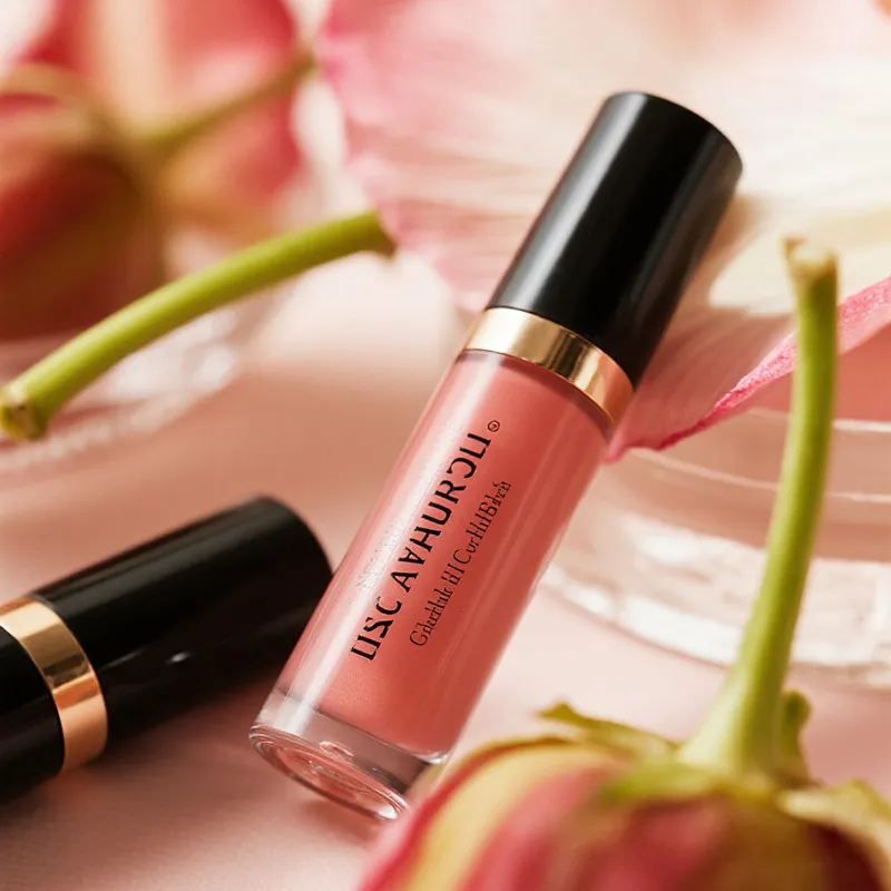 مورد لامع الشفاه الخاص بملصقات