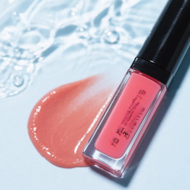 الولايات المتحدة الأمريكية مورد لمعان الشفاه